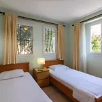 Korsan No.16 Apartmanhotel *